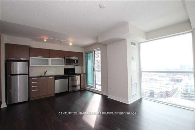 100 Western Battery Rd, unit 2104 for rent