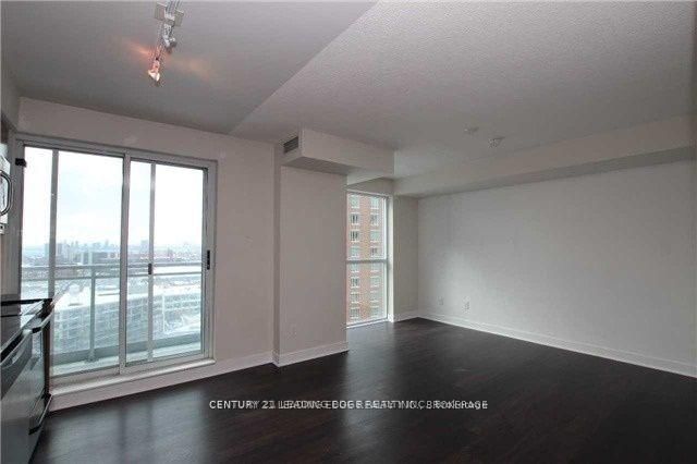 100 Western Battery Rd, unit 2104 for rent