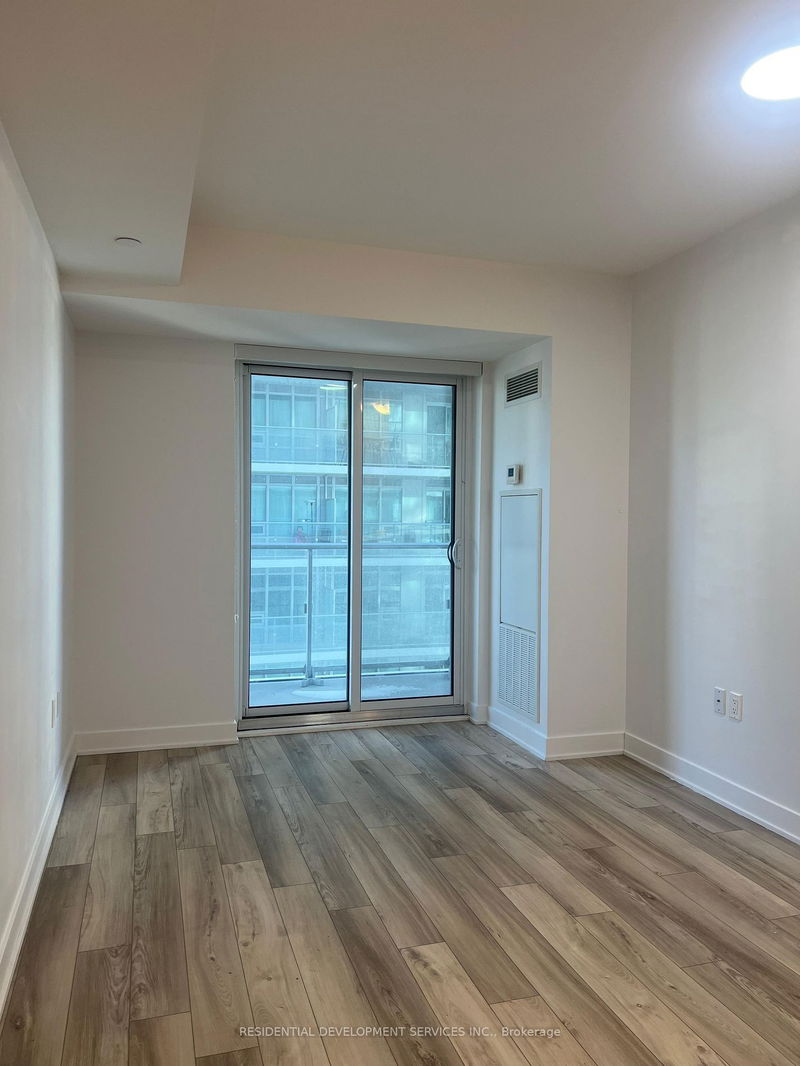 195 Redpath Ave, unit 1616 for rent