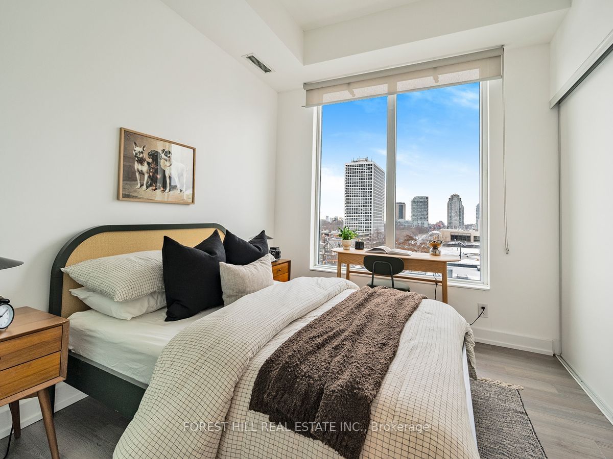 6 Parkwood Ave, unit 610 for sale