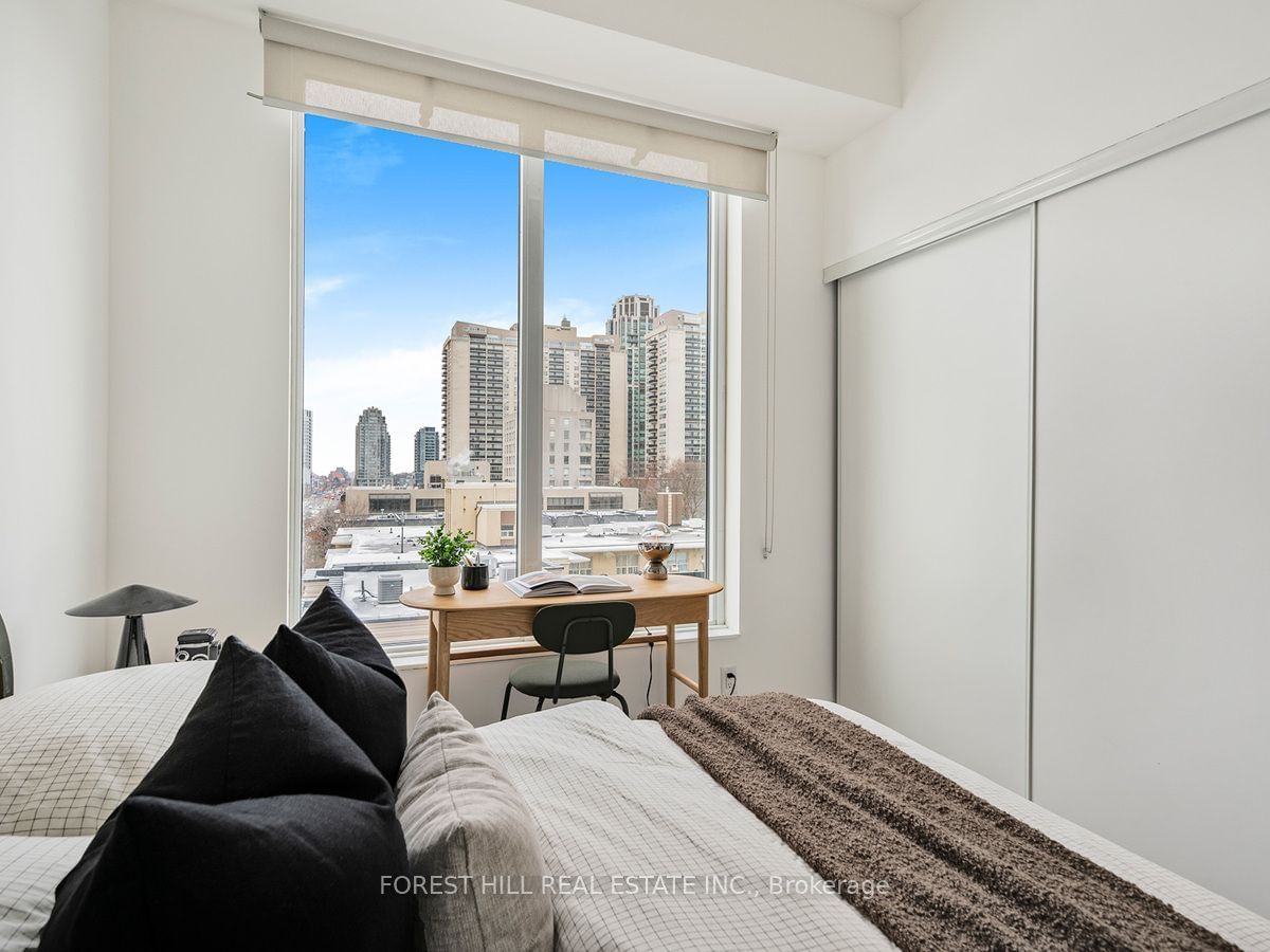 6 Parkwood Ave, unit 610 for sale