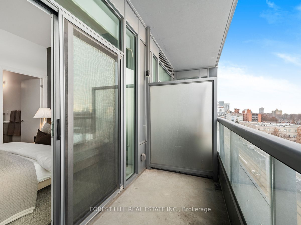 6 Parkwood Ave, unit 610 for sale