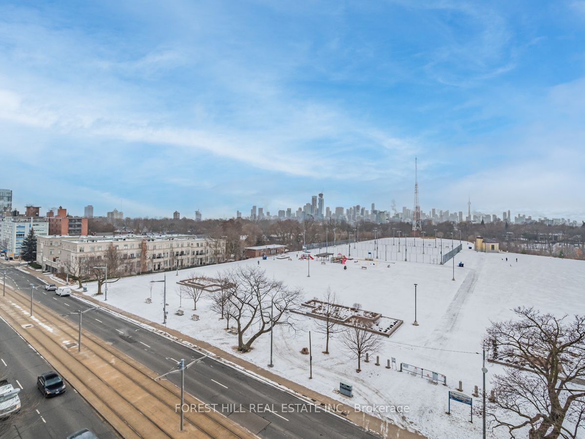 6 Parkwood Ave, unit 610 for sale