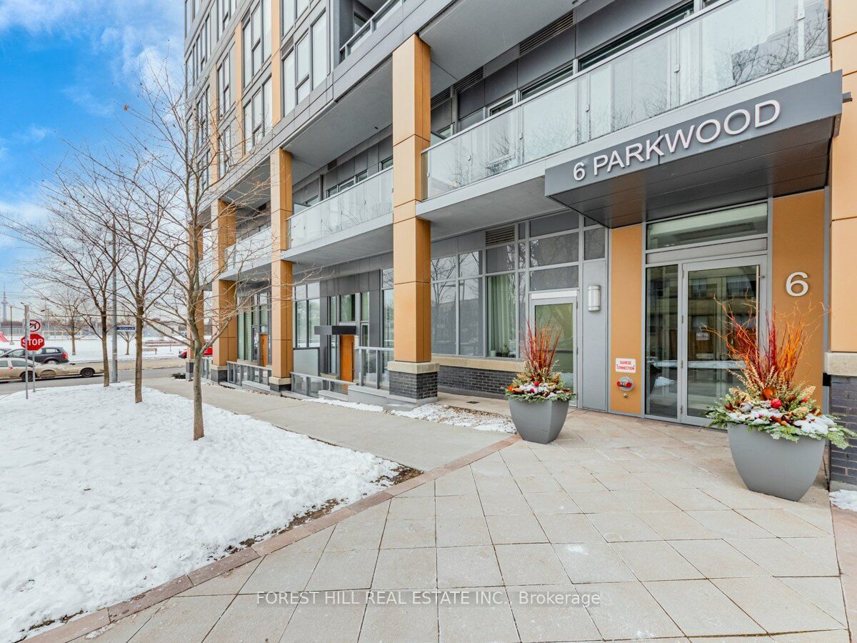 6 Parkwood Ave, unit 610 for sale