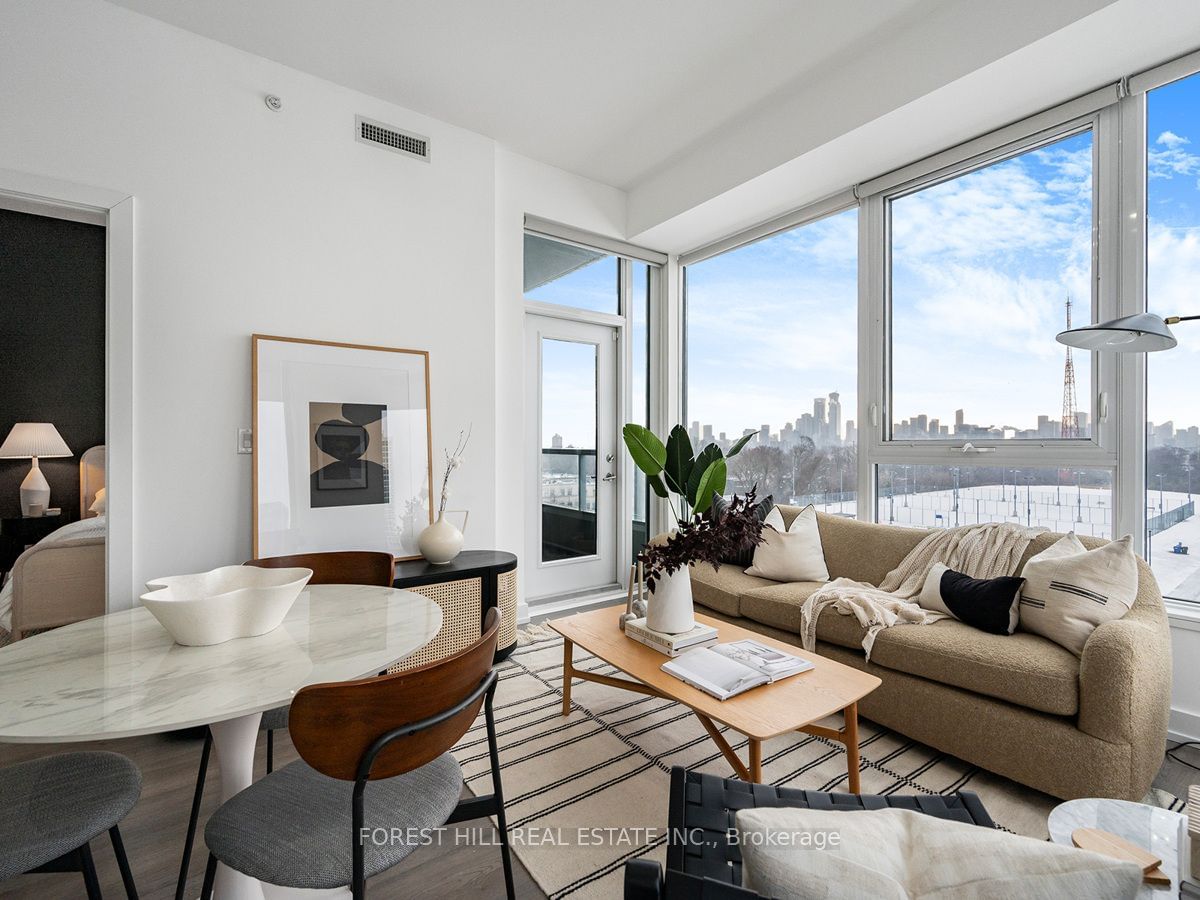 6 Parkwood Ave, unit 610 for sale