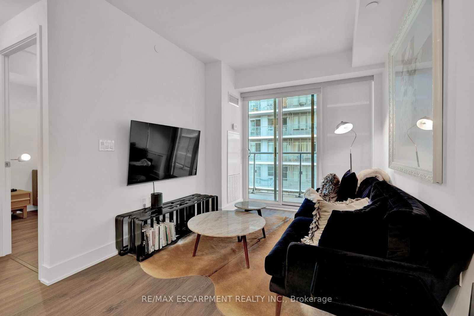 99 Broadway Ave, unit 2107 for sale