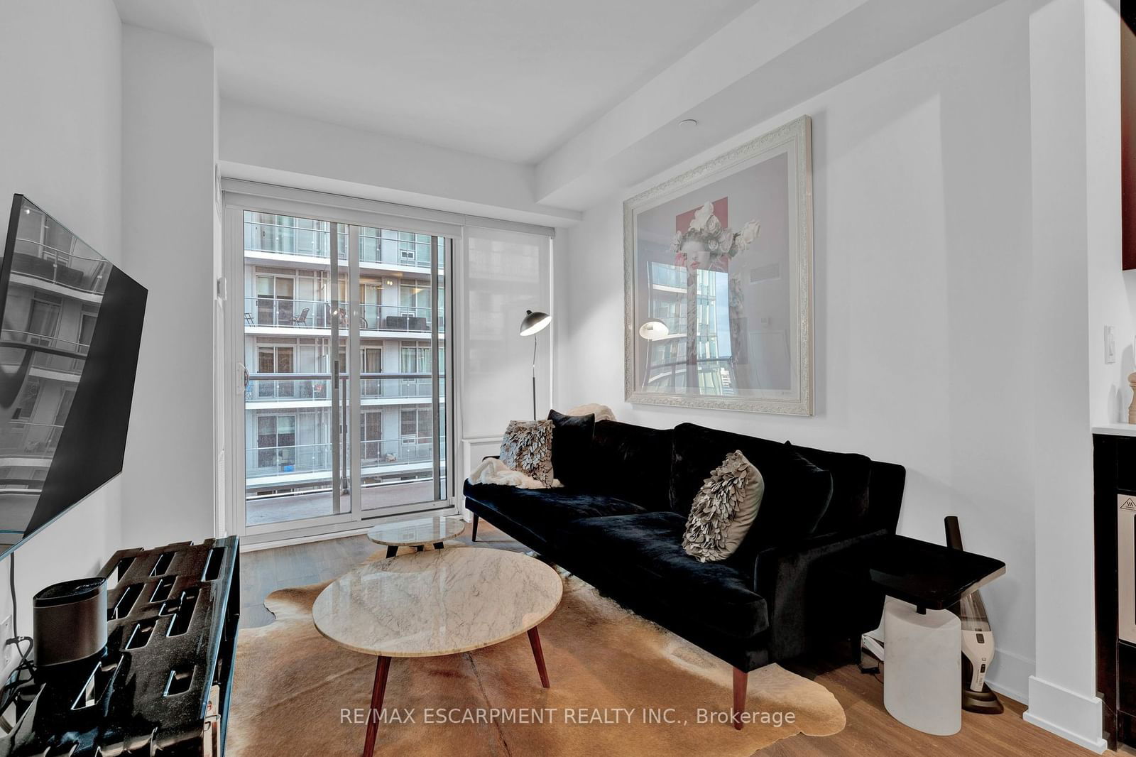 99 Broadway Ave, unit 2107 for sale