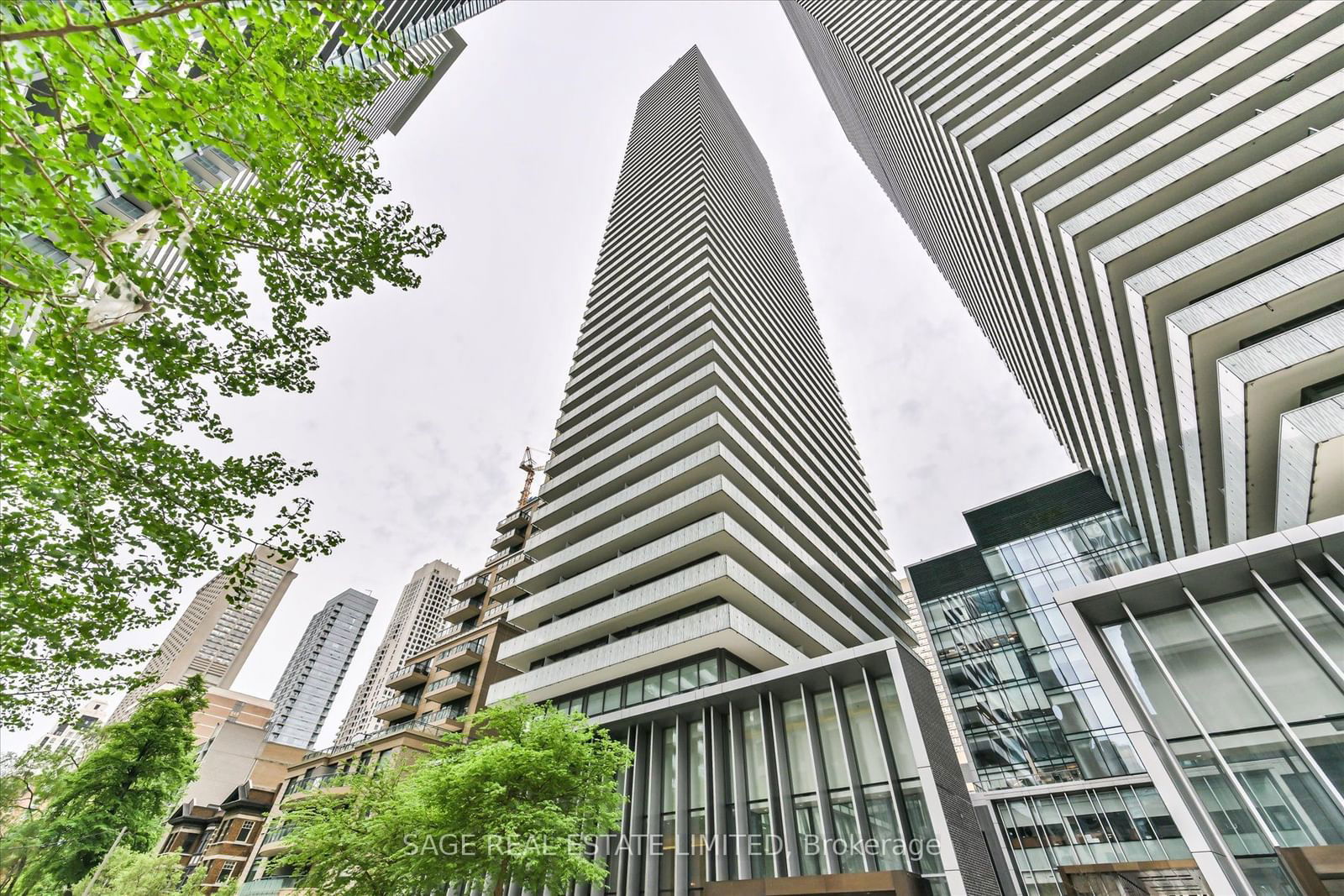 42 Charles St E, unit LPH4901 for sale