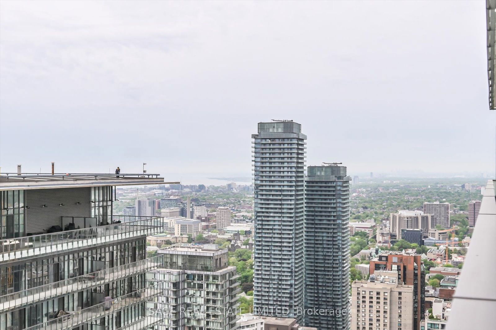 Casa II Condos, Downtown, Toronto