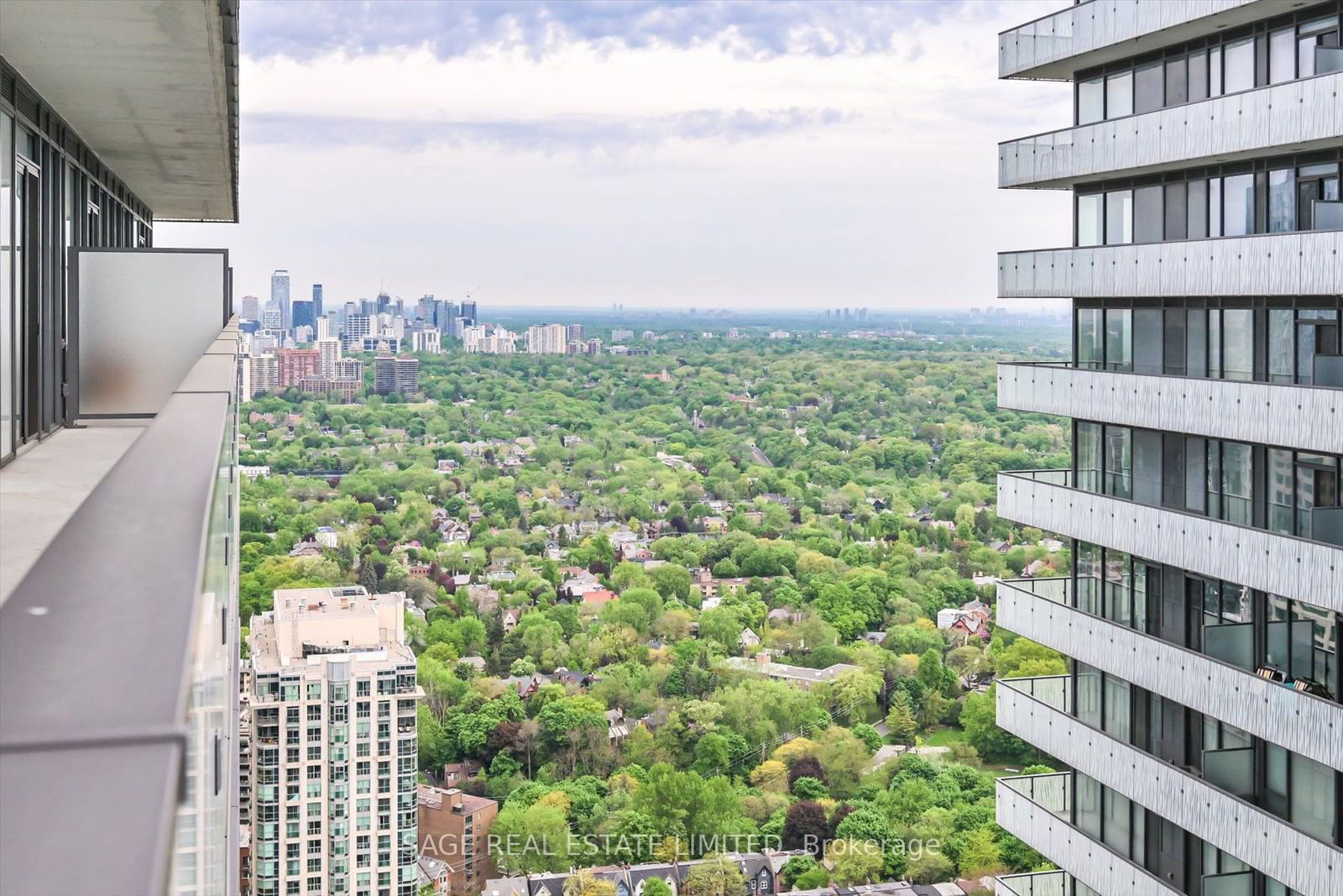 Casa II Condos, Downtown, Toronto