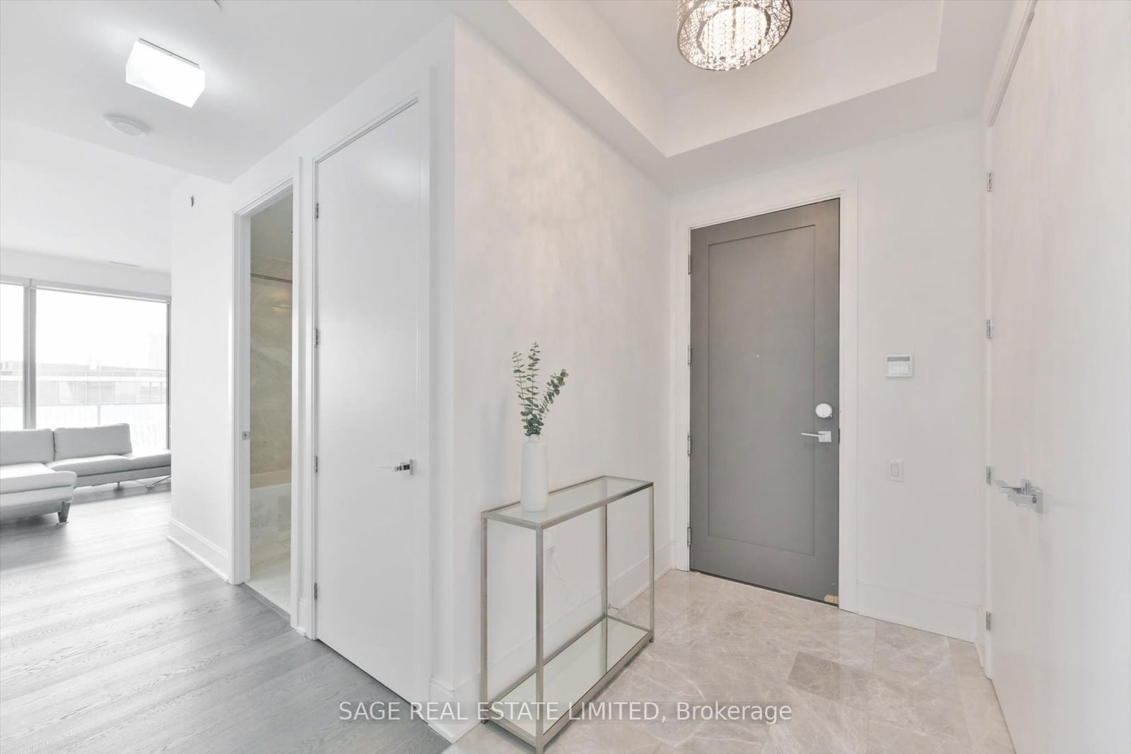 42 Charles St E, unit LPH4901 for sale