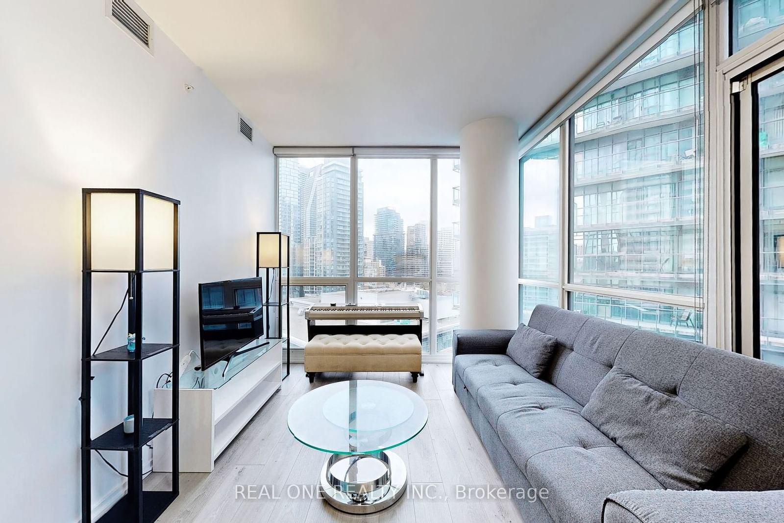 45 Charles St E, unit 1602 for sale