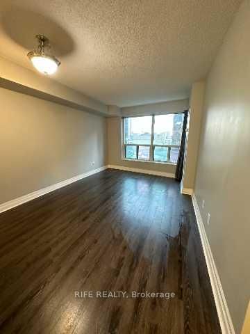 188 Doris Ave, unit 401 for rent