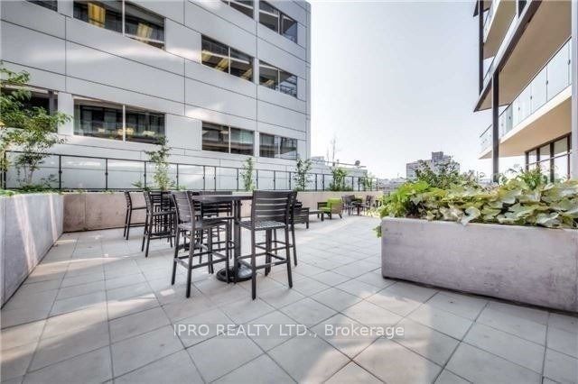 125 Peter St, unit 2212 for rent