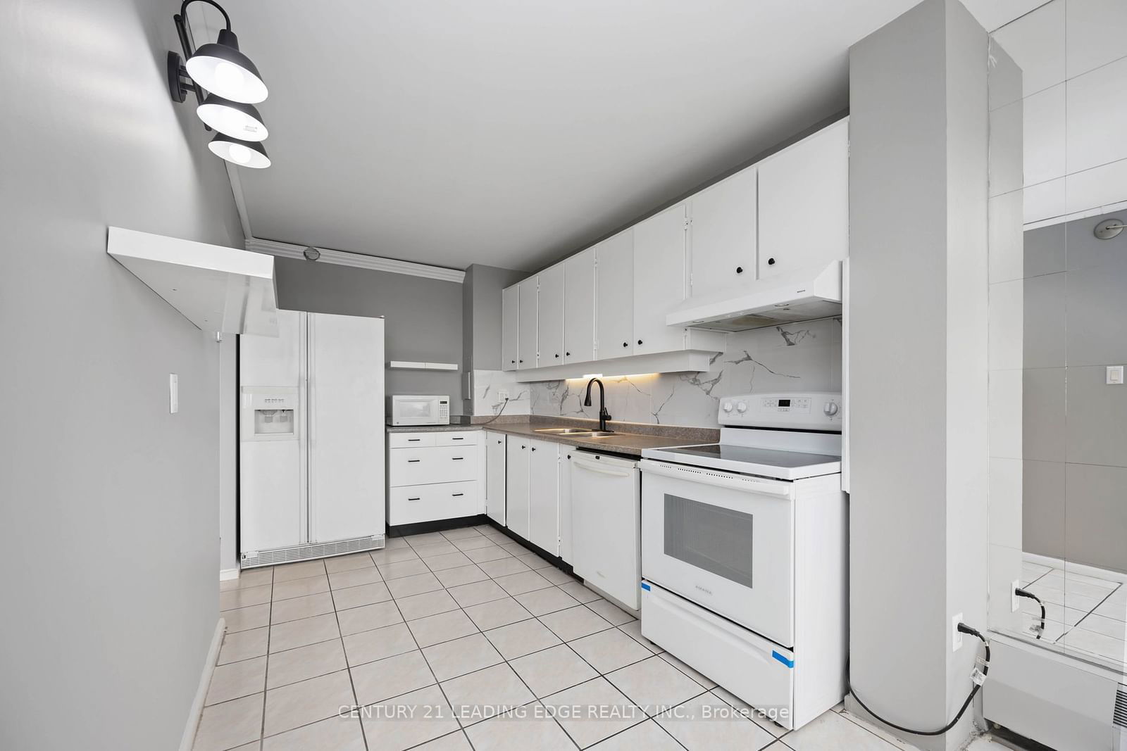 735 Don Mills Rd, unit 1604 for sale