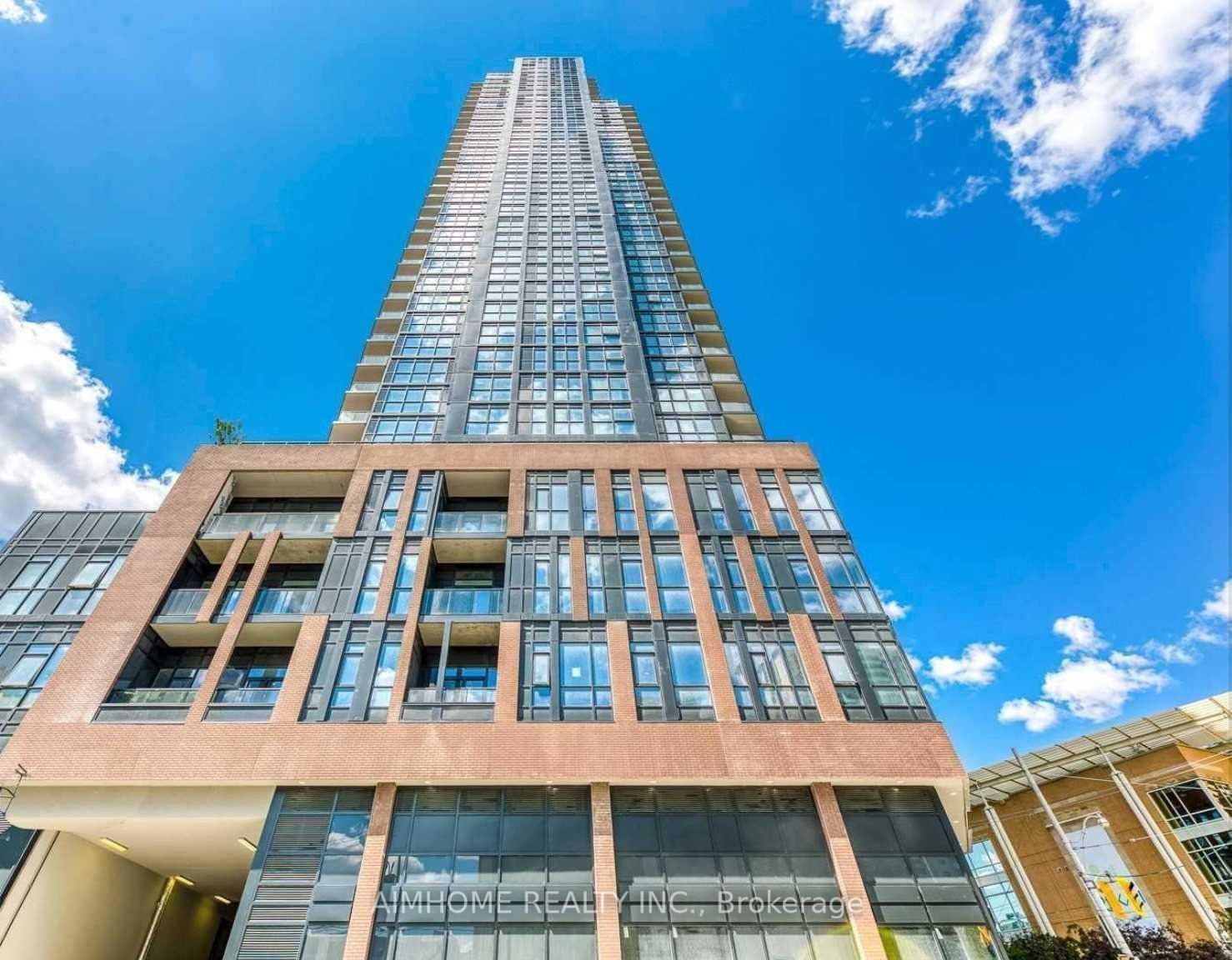 159 Wellesley St E, unit 704 for sale