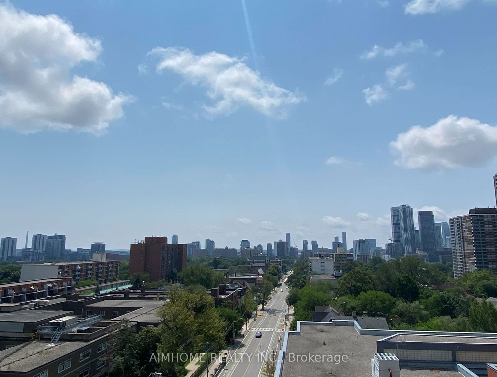 159 Wellesley St E, unit 704 for sale