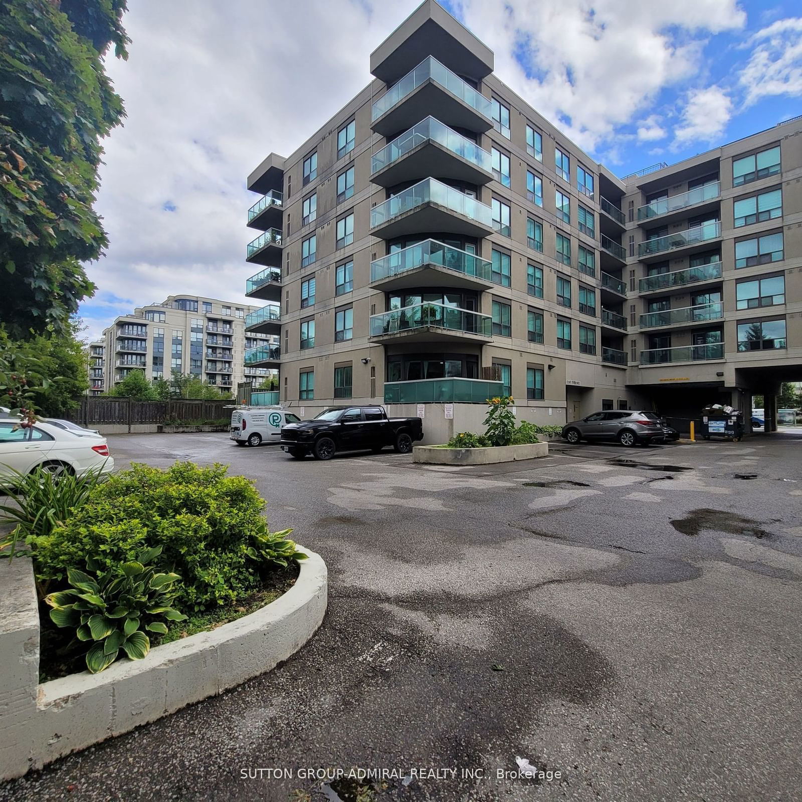 890 Sheppard Ave W, unit 114 for sale