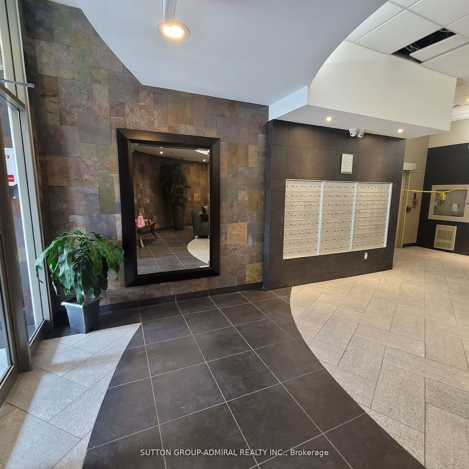 890 Sheppard Ave W, unit 114 for sale