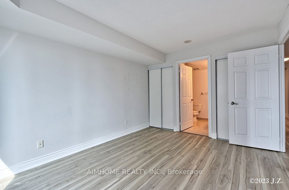 763 Bay St, unit 3407 for rent