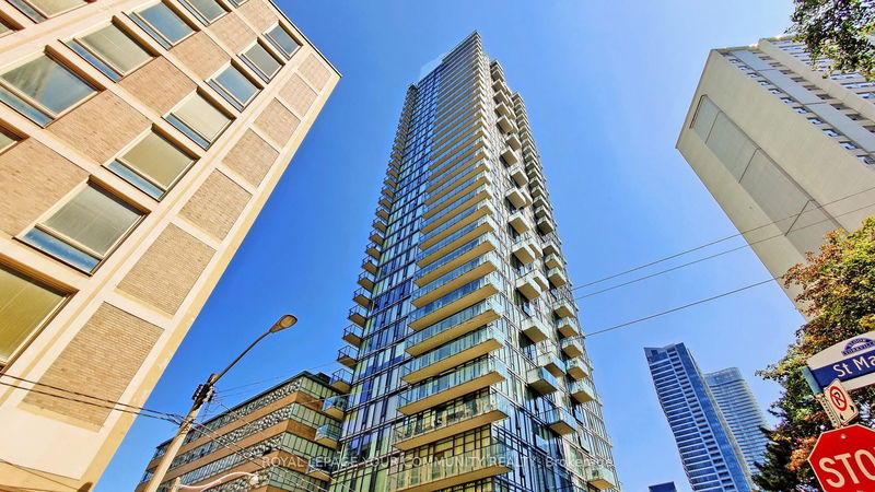 75 St Nicholas St, unit 2804 for rent