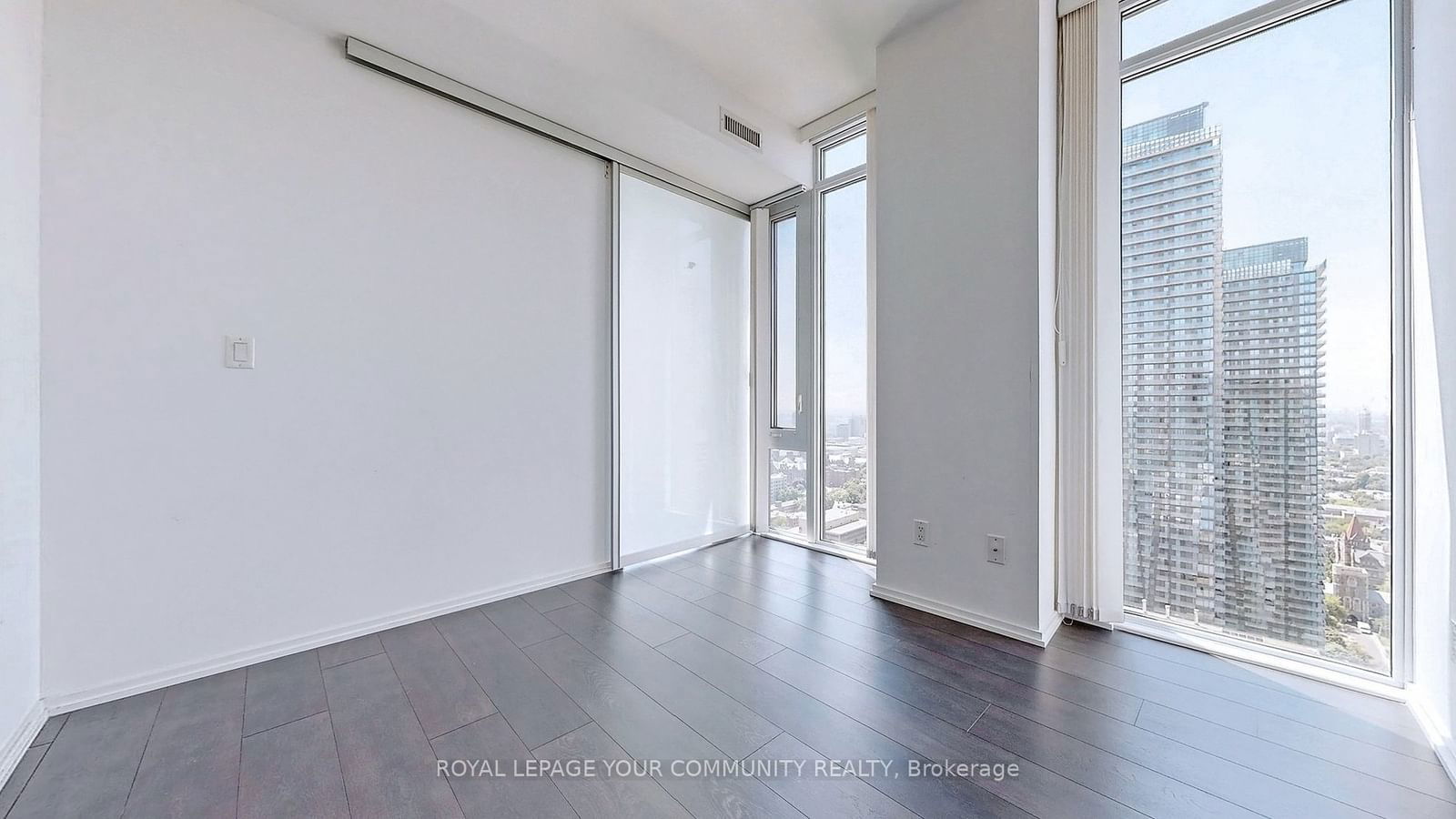 75 St Nicholas St, unit 2804 for rent