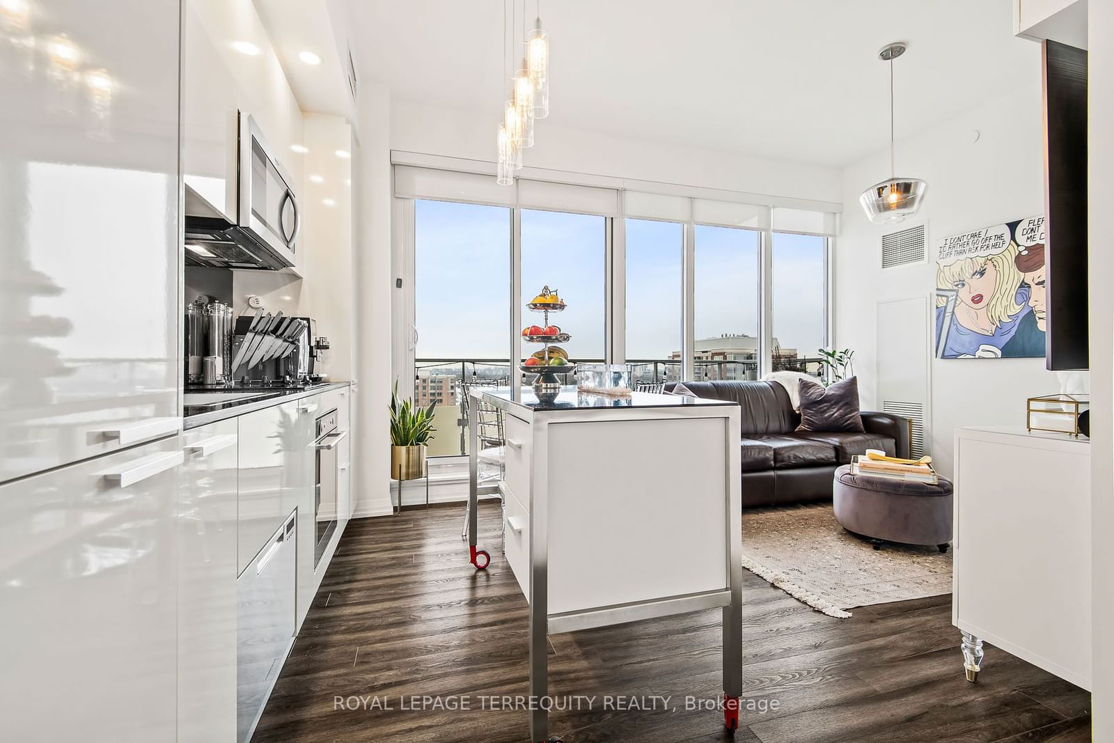 75 Canterbury Pl, unit 1702 for sale