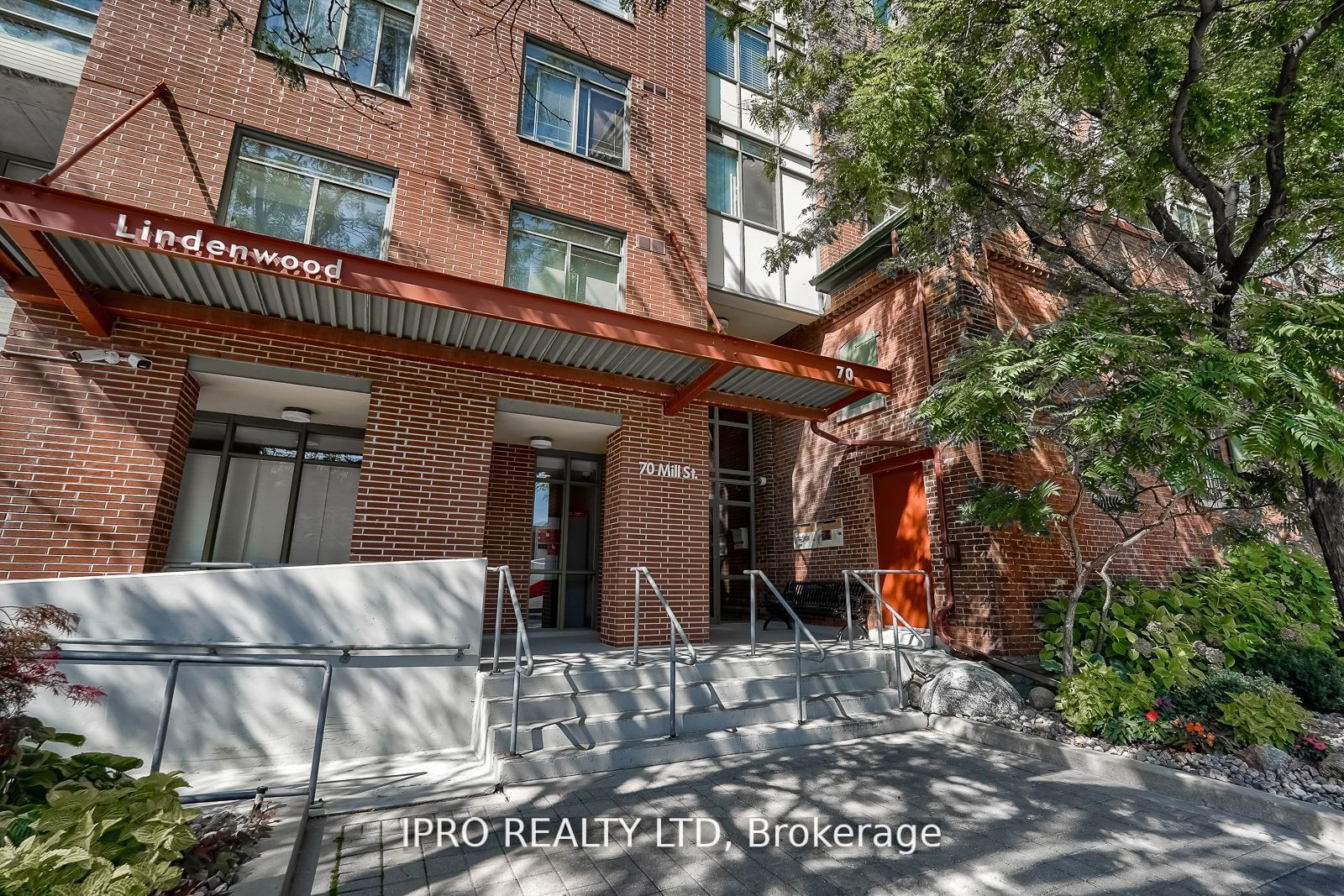 70 Mill St, unit 410 for sale