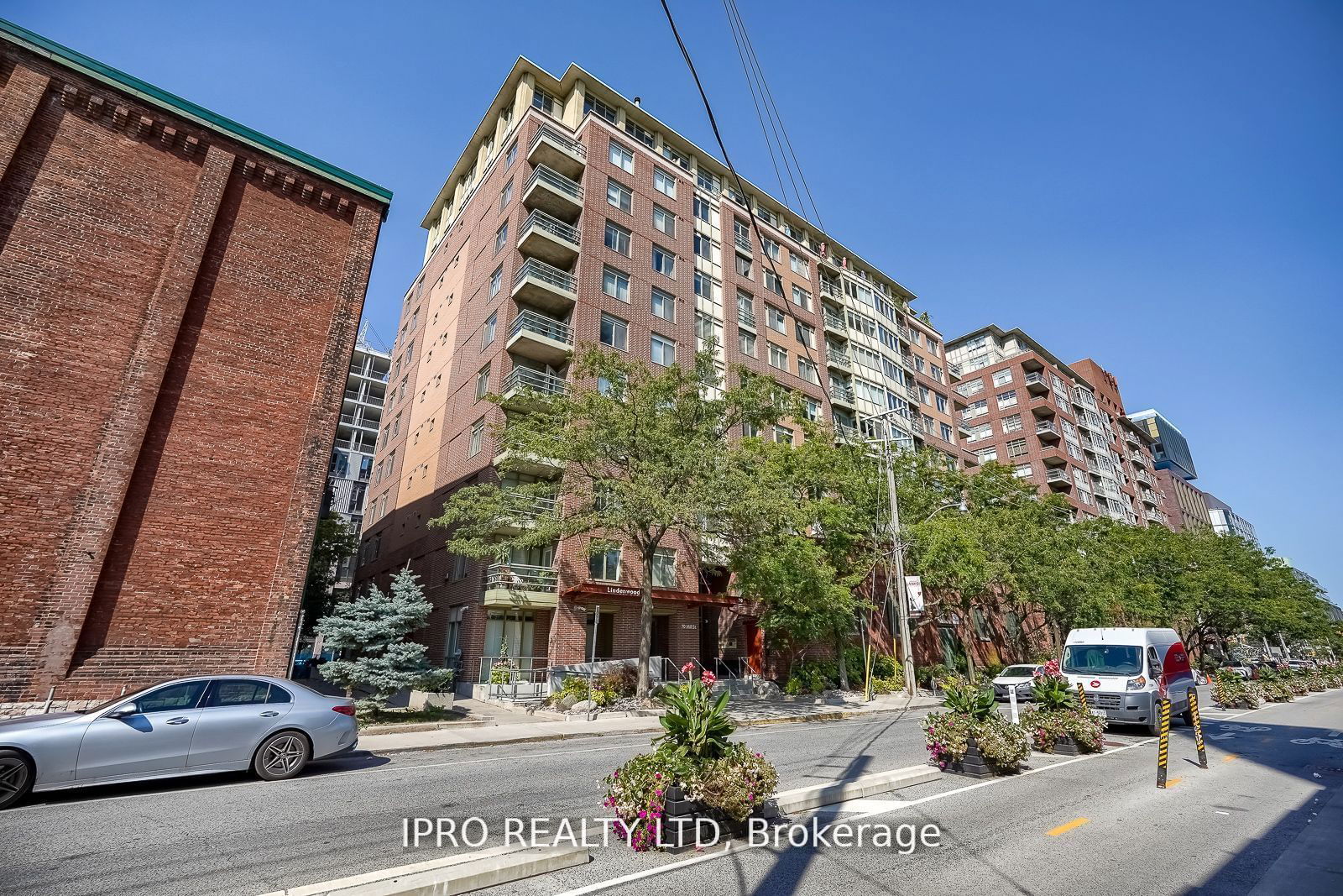 70 Mill St, unit 410 for sale