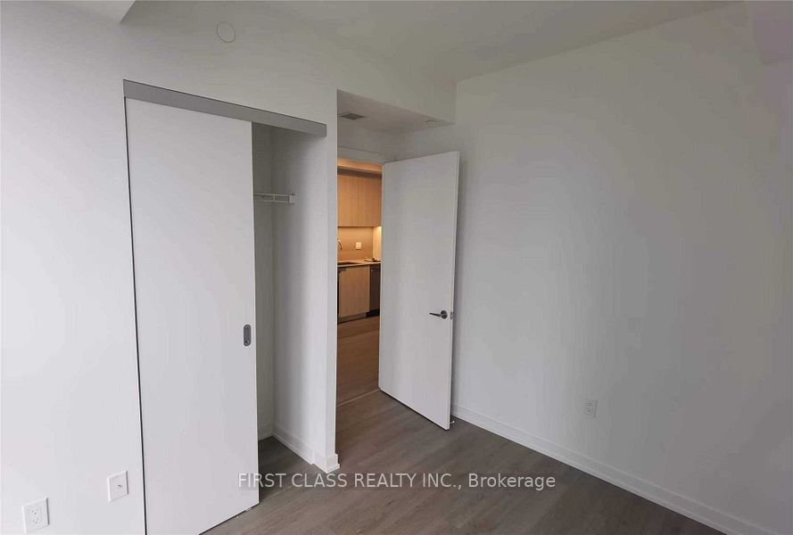 50 Power St, unit 1704 for rent