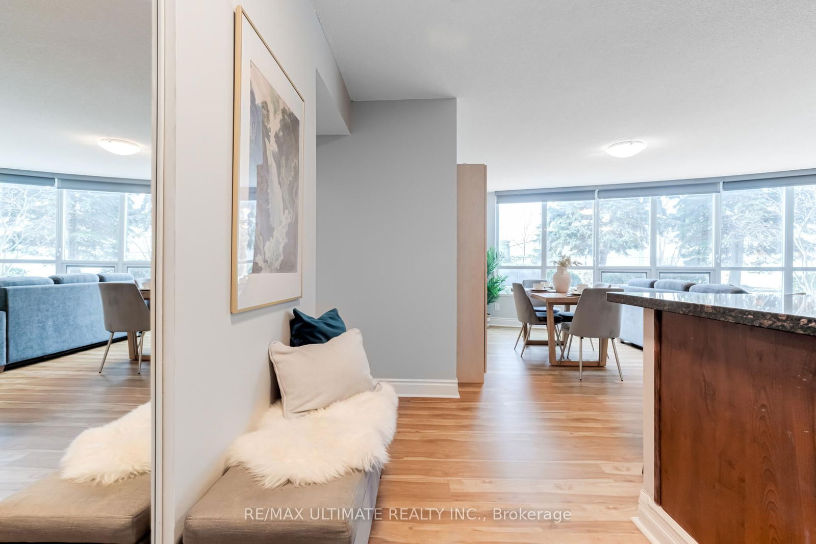 25 Greenview Ave, unit 319 for sale