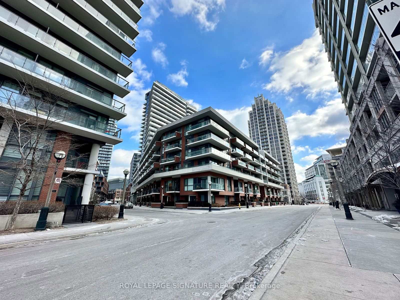 38 Iannuzzi St, unit 629 for rent