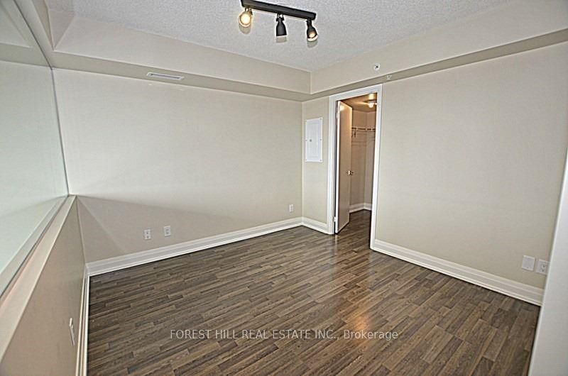 565 Wilson Ave, unit W506 for rent