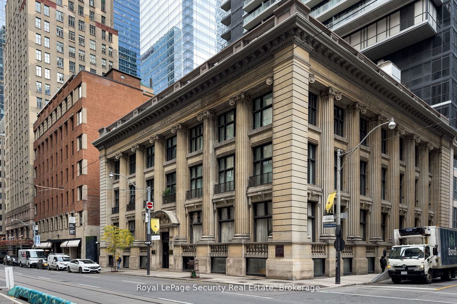 73 Richmond St W, unit 409 for rent