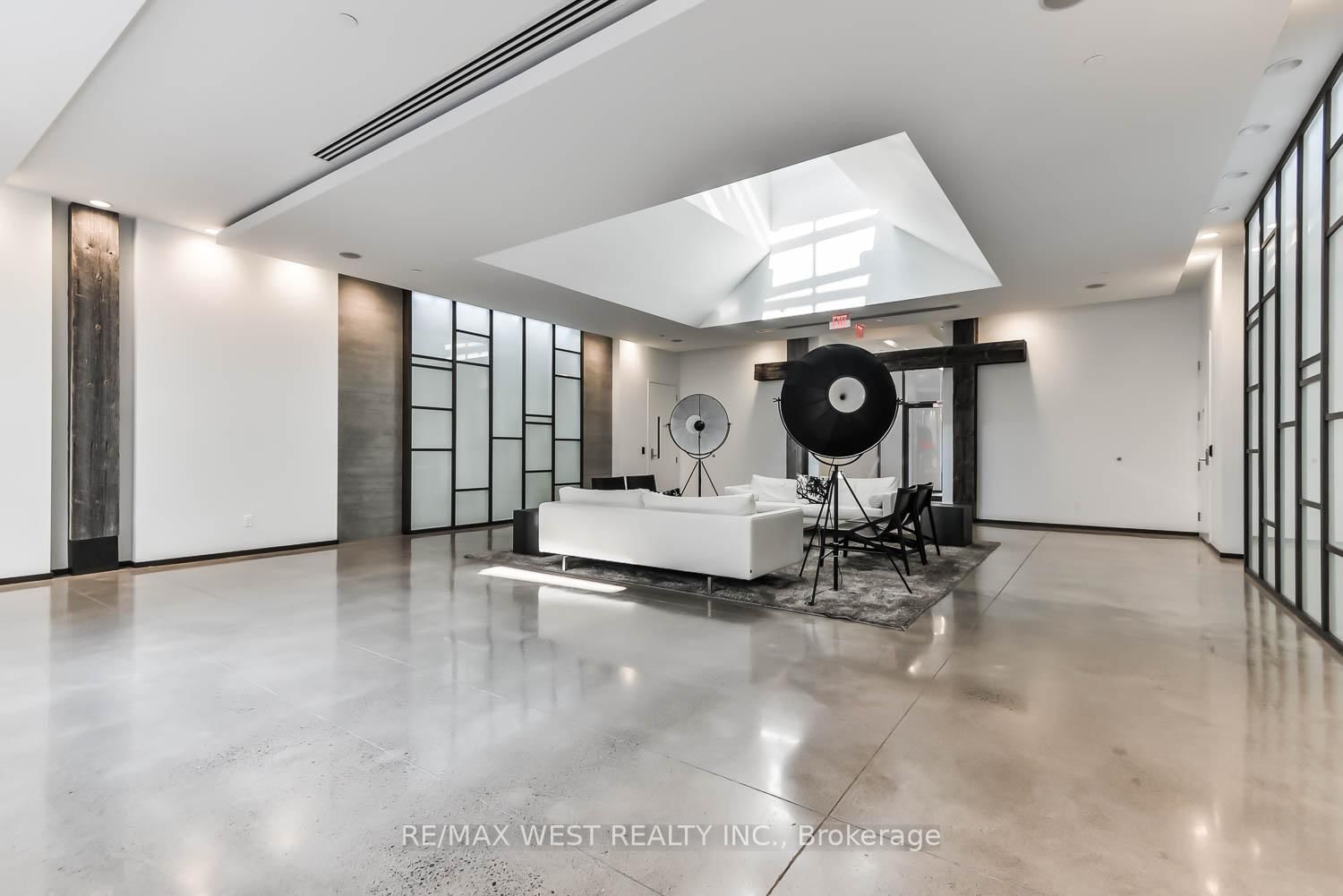 1030 King St W, unit 431 for sale