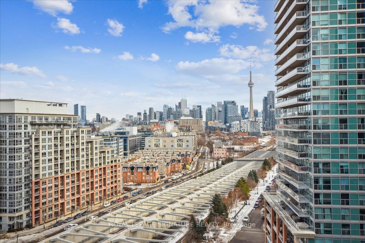 Vibe at Liberty Village, West End, Toronto