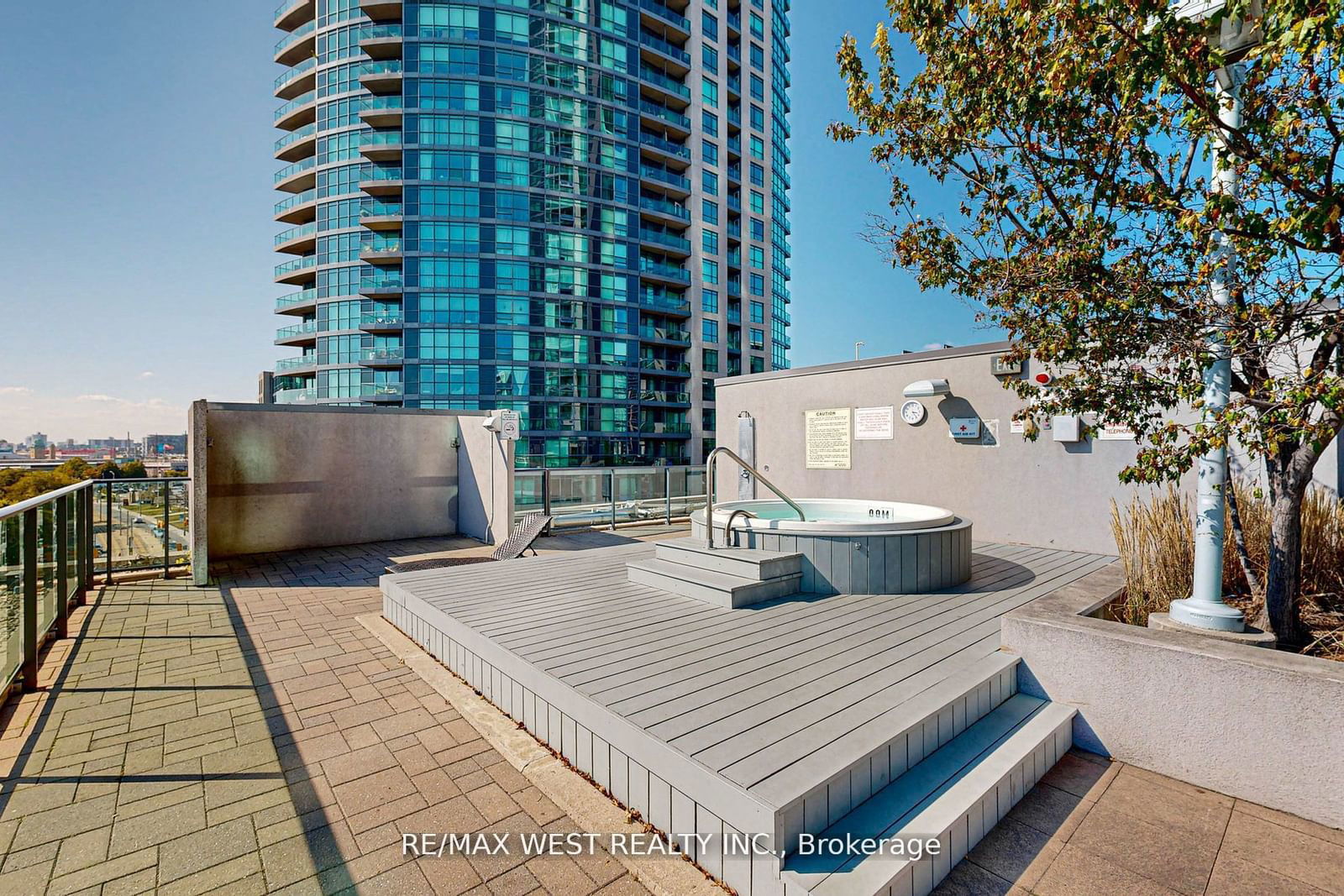 209 Fort York Blvd, unit 355 for sale