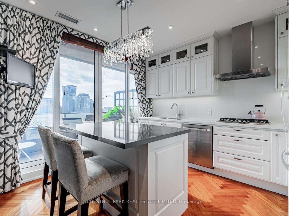 88 Davenport Rd, unit 1802 for sale