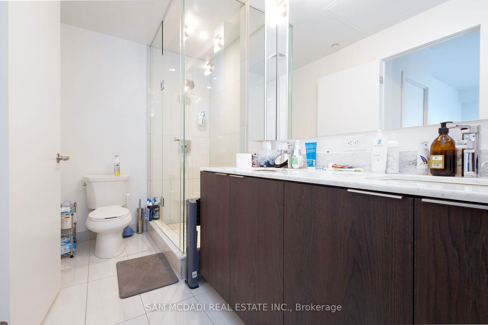 955 Bay St, unit 3903 for sale