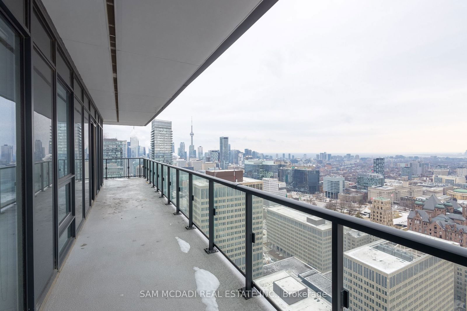 955 Bay St, unit 3903 for sale