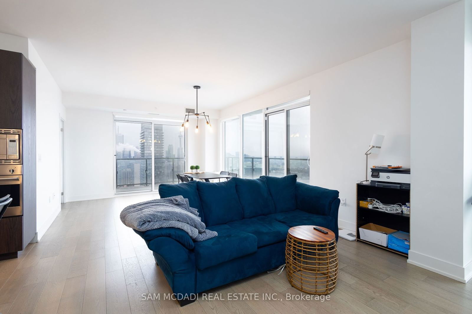 955 Bay St, unit 3903 for sale