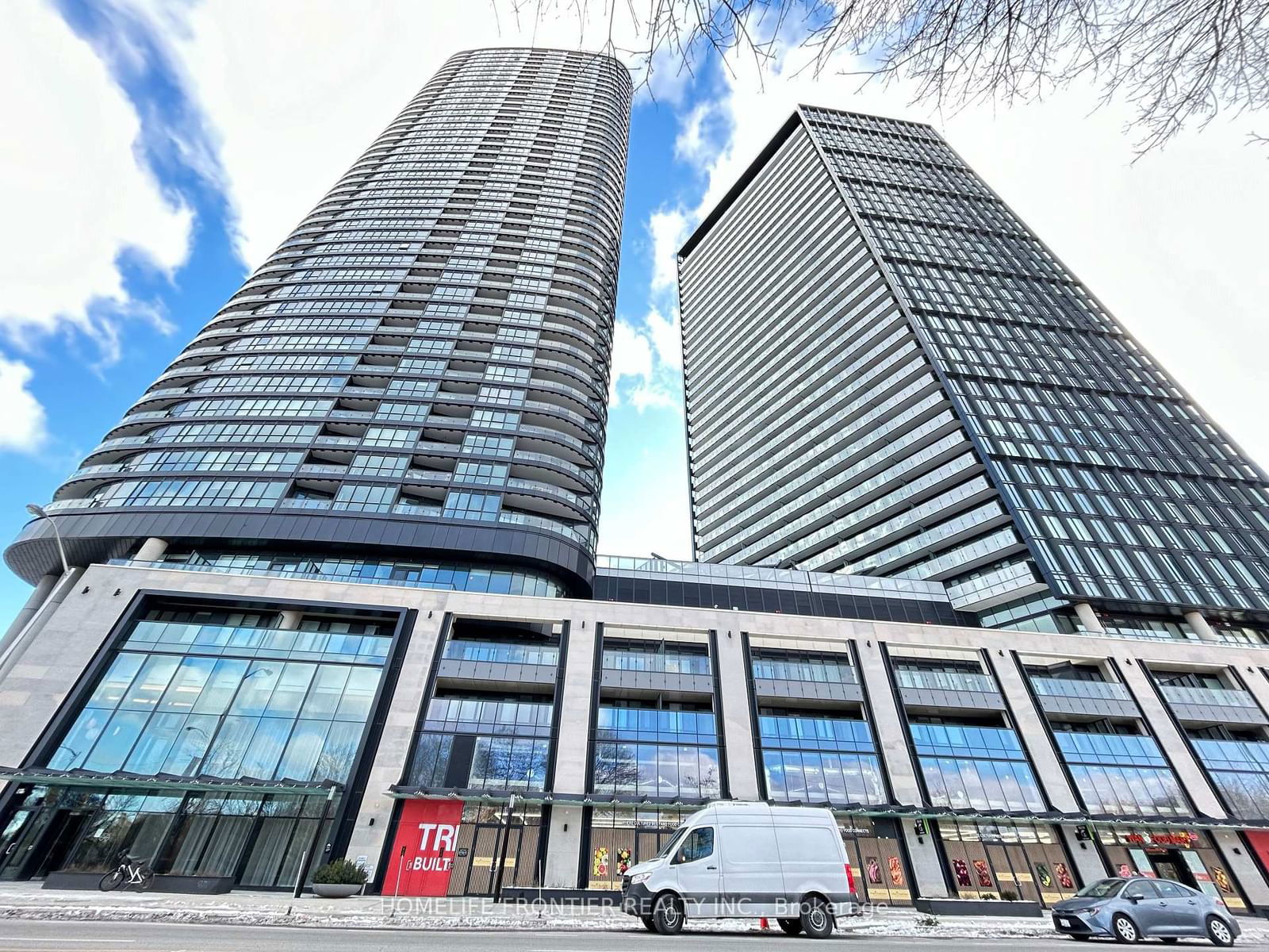 585 Bloor St E, unit 2219 for sale