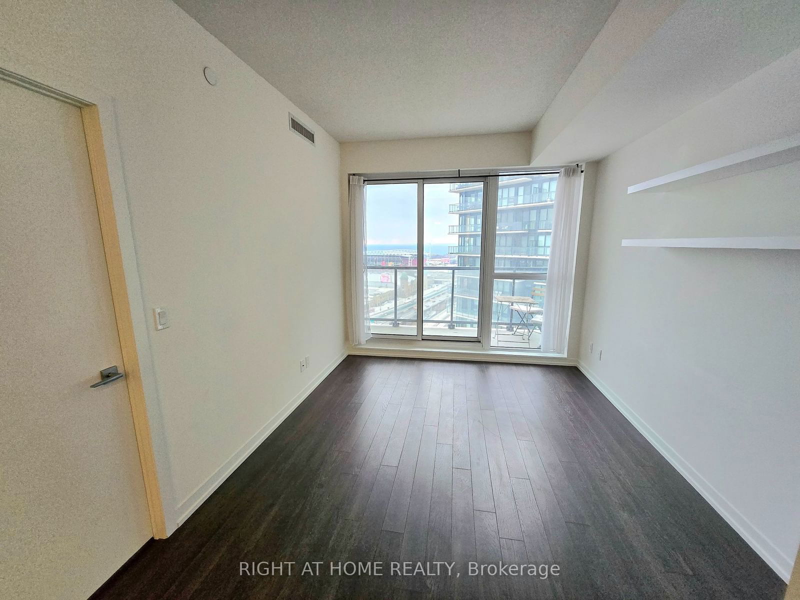 49 East Liberty St, unit 2005 for sale