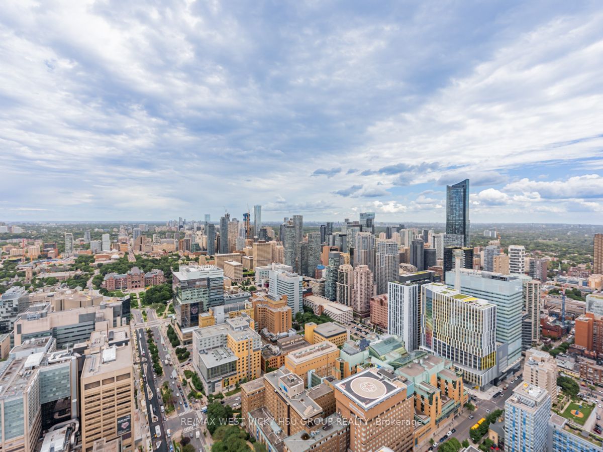 The Residences of 488 University Avenue, Downtown, Toronto