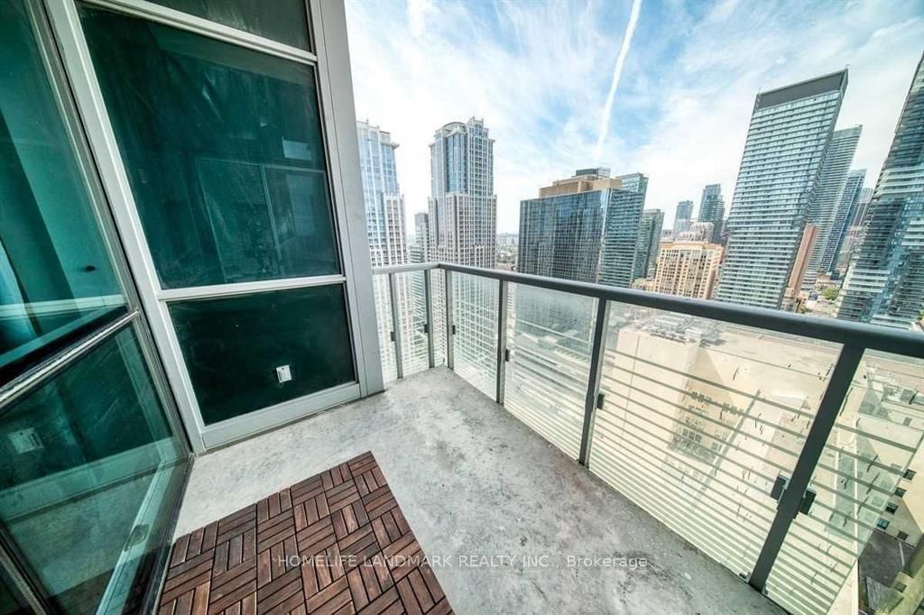 386 Yonge St, unit 3116 for rent