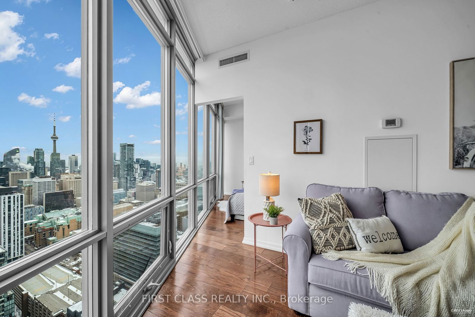 832 Bay St, unit 4609 for sale