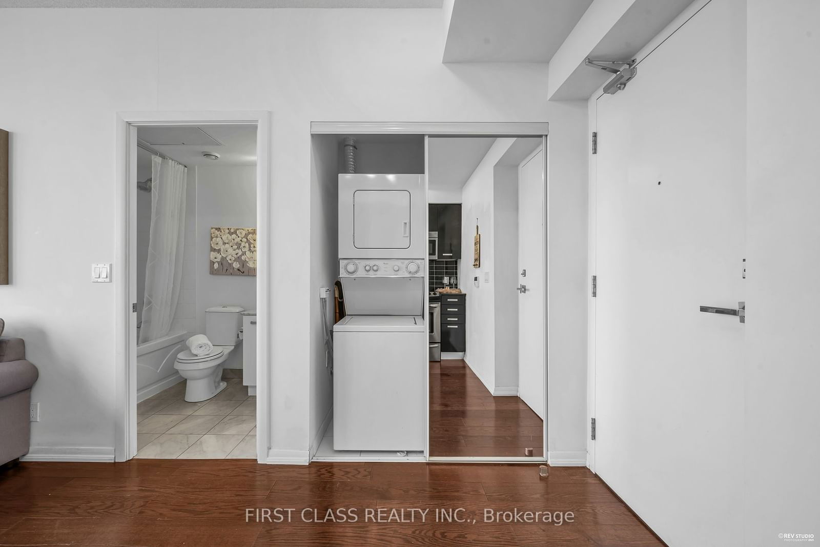 832 Bay St, unit 4609 for sale