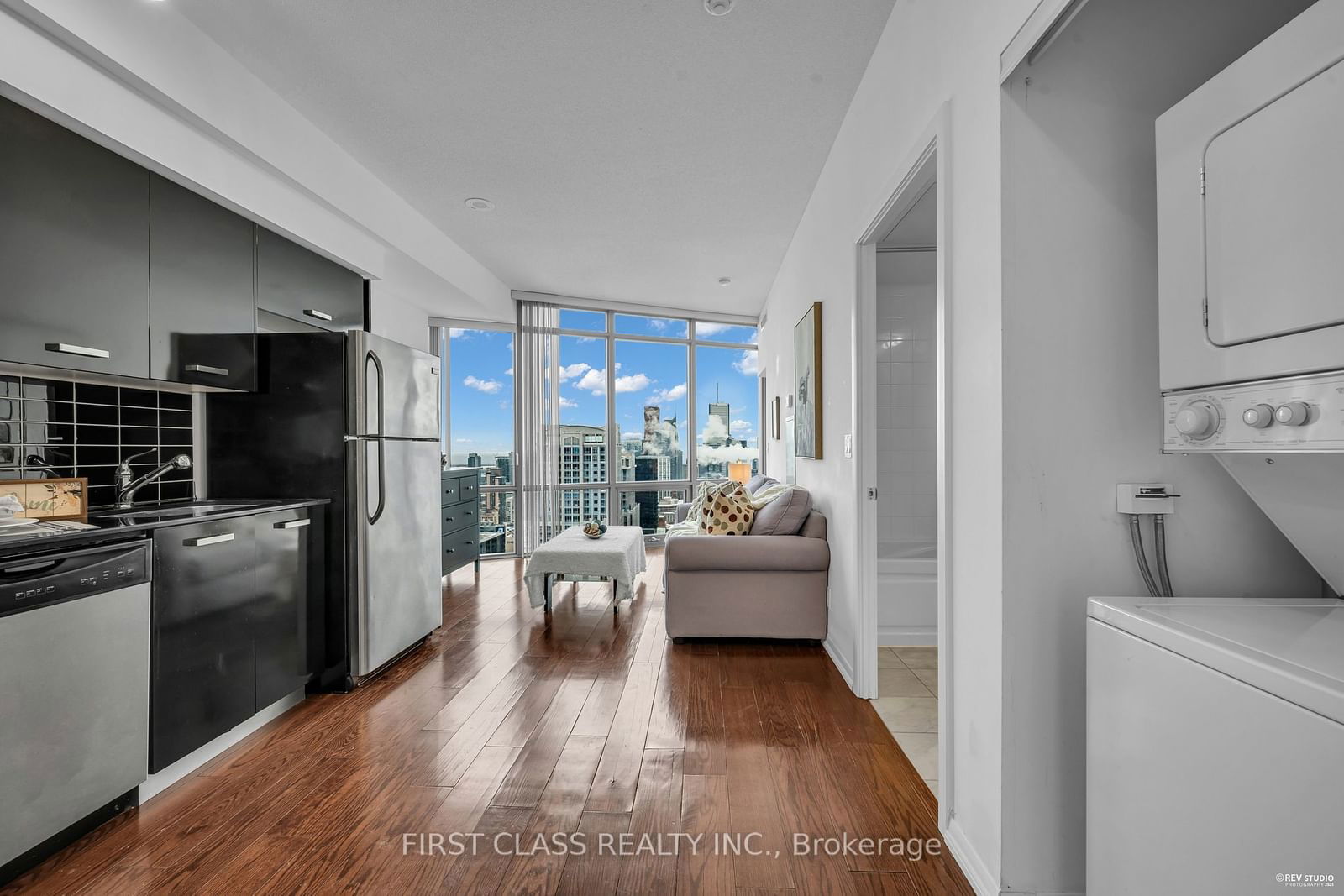 832 Bay St, unit 4609 for sale