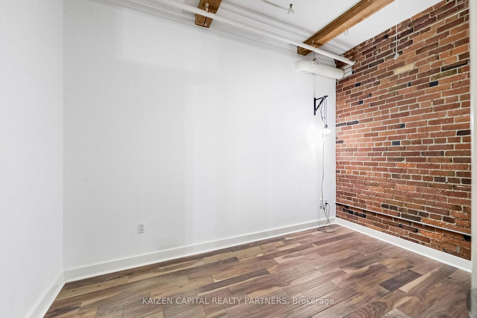 90 Sherbourne St, unit 103 for sale