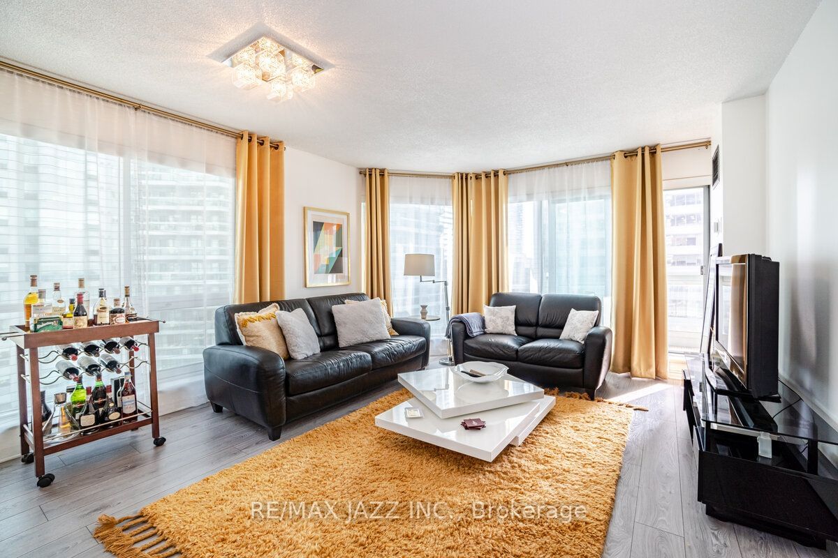 10 Queens Quay W, unit 803 for sale